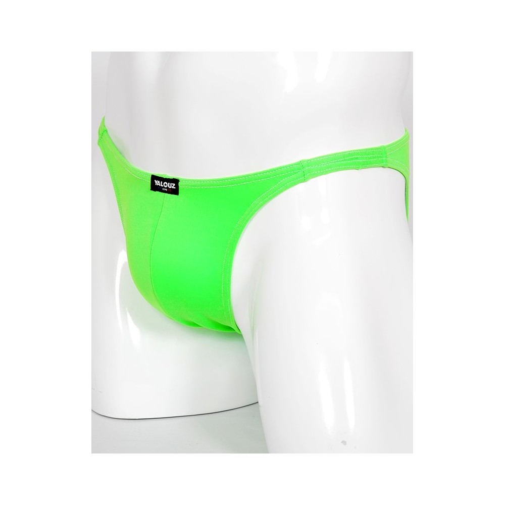 Posing maillot de bain vert lime lycra - vue cote